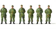 Soldaten stehend. Feldmütze. Parka. Flecktarn. Bundeswehr